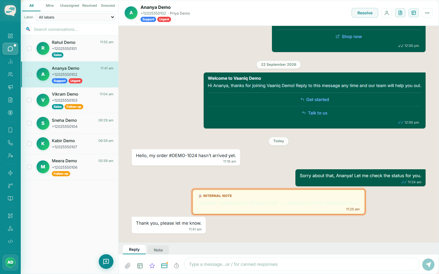 Conversation thread with a message marked with an Internal note badge highlighted